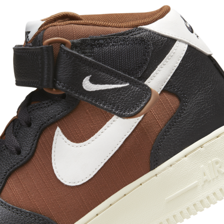 国内8月18日発売予定】ナイキ エア フォース 1 ミッド 