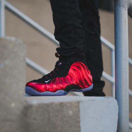 国内8月11日発売予定】ナイキ エア フォームポジット ワン 