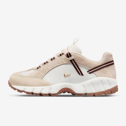 国内8月5日発売予定】ジャックムス × ナイキ エア フマラ LX 全2色