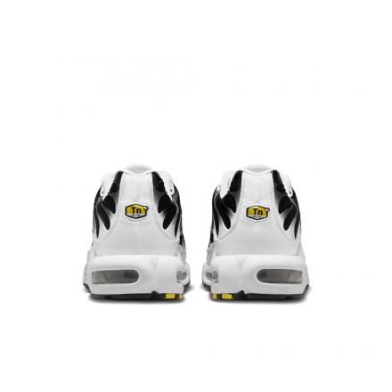 国内3月8日発売予定】 ナイキ エアマックス プラス ブラック/ホワイト