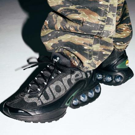 国内2月24日発売予定】 シュプリーム × ナイキ エアマックス DN