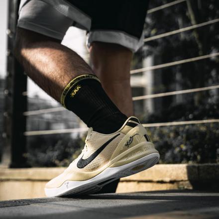 海外2024年発売予定】 ナイキ コービー 8 プロトロ 