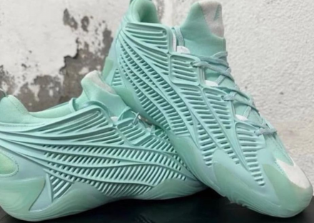 海外2025年発売予定】 アディダス AE 2 - スニーカーウォーズ