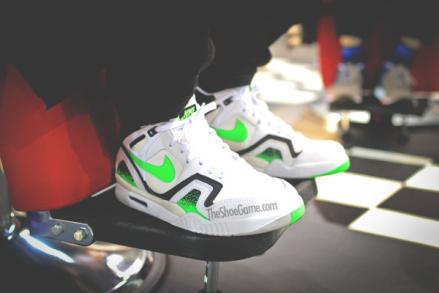 リーク】 ナイキ エア テック チャレンジ 2 ホワイト/ポイズン