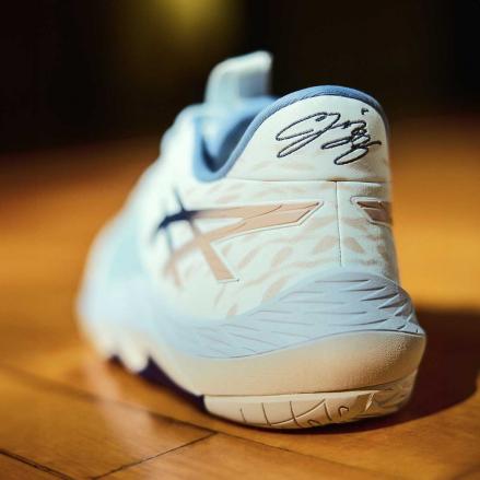 国内5月21日先行予約/6月1日/2日発売予定】河村勇輝 × アシックス