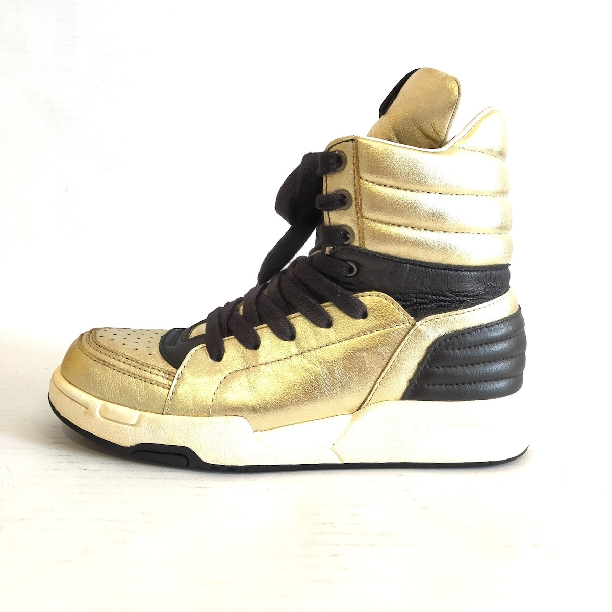 ダイエットブッチャースリムスキン/スニーカー/ゴールド×黒/サイズ：41