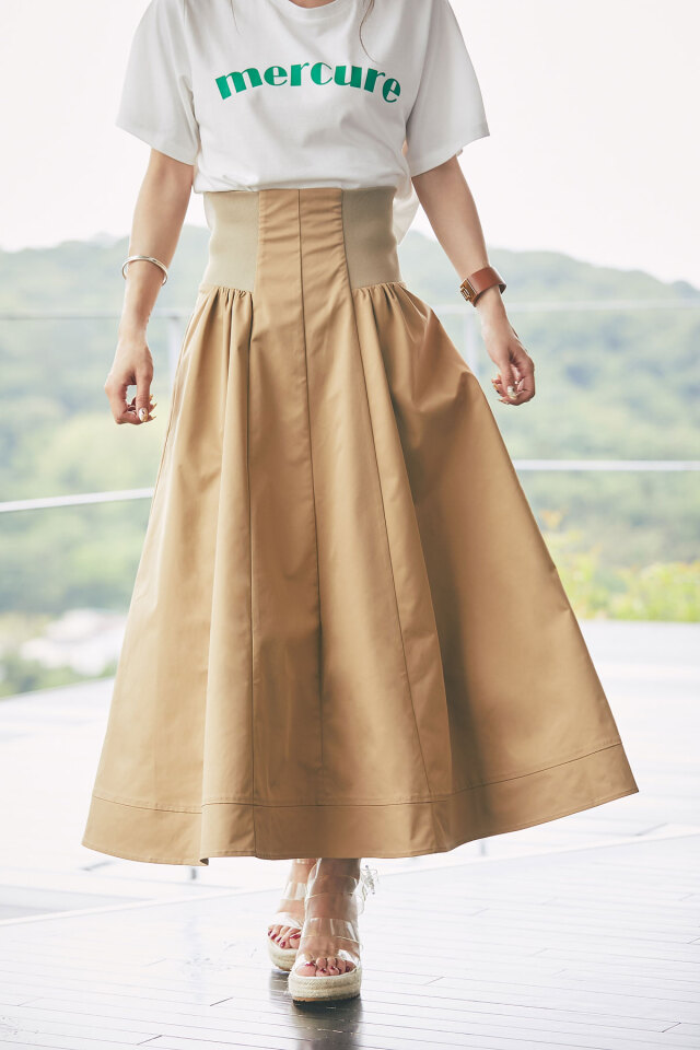 コルセットタックスカート