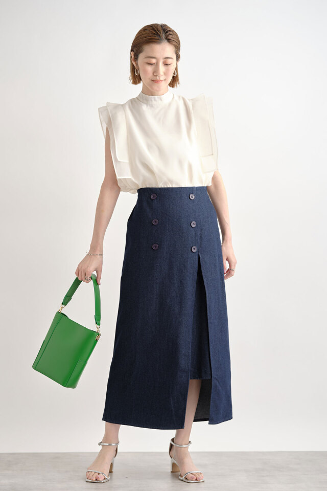 ディープスリットラップ風スカート