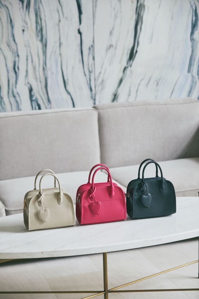 冨張愛さんコラボ】ハートチャームミニボストンバッグ