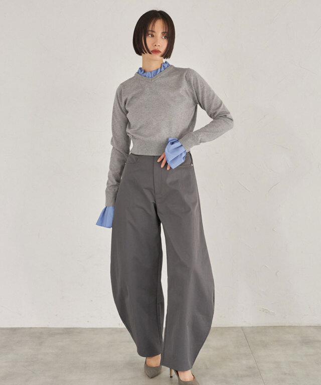 ドッキングフリルネックニット