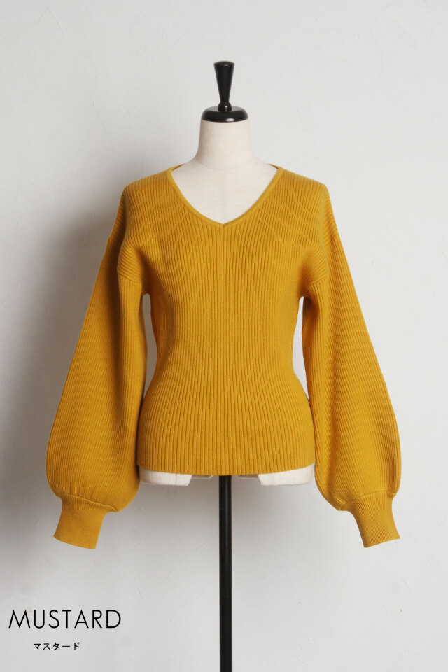 Vネックボリュームスリーブニット※一部店舗のみ入荷