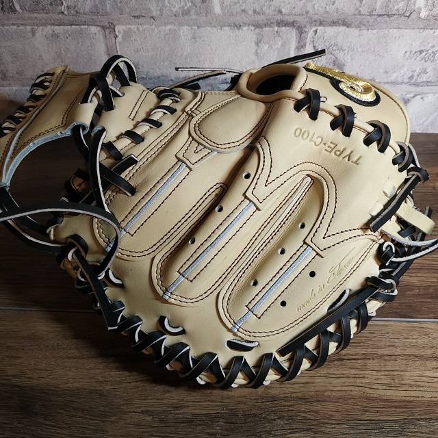 硬式キャッチャーミット