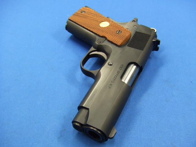 コルト オフィサーズACP 40th アルティメット・コレクション