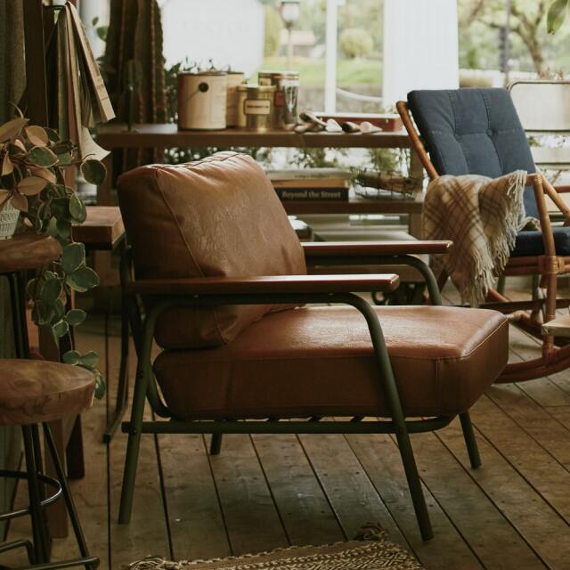 ソフトレザー1人掛けソファ｜北欧ヴィンテージ家具アンバーデザイン