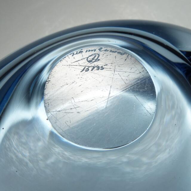 ヴィンテージ・ホルムガードのガラス灰皿ライトブルー｜アンバーデザイン