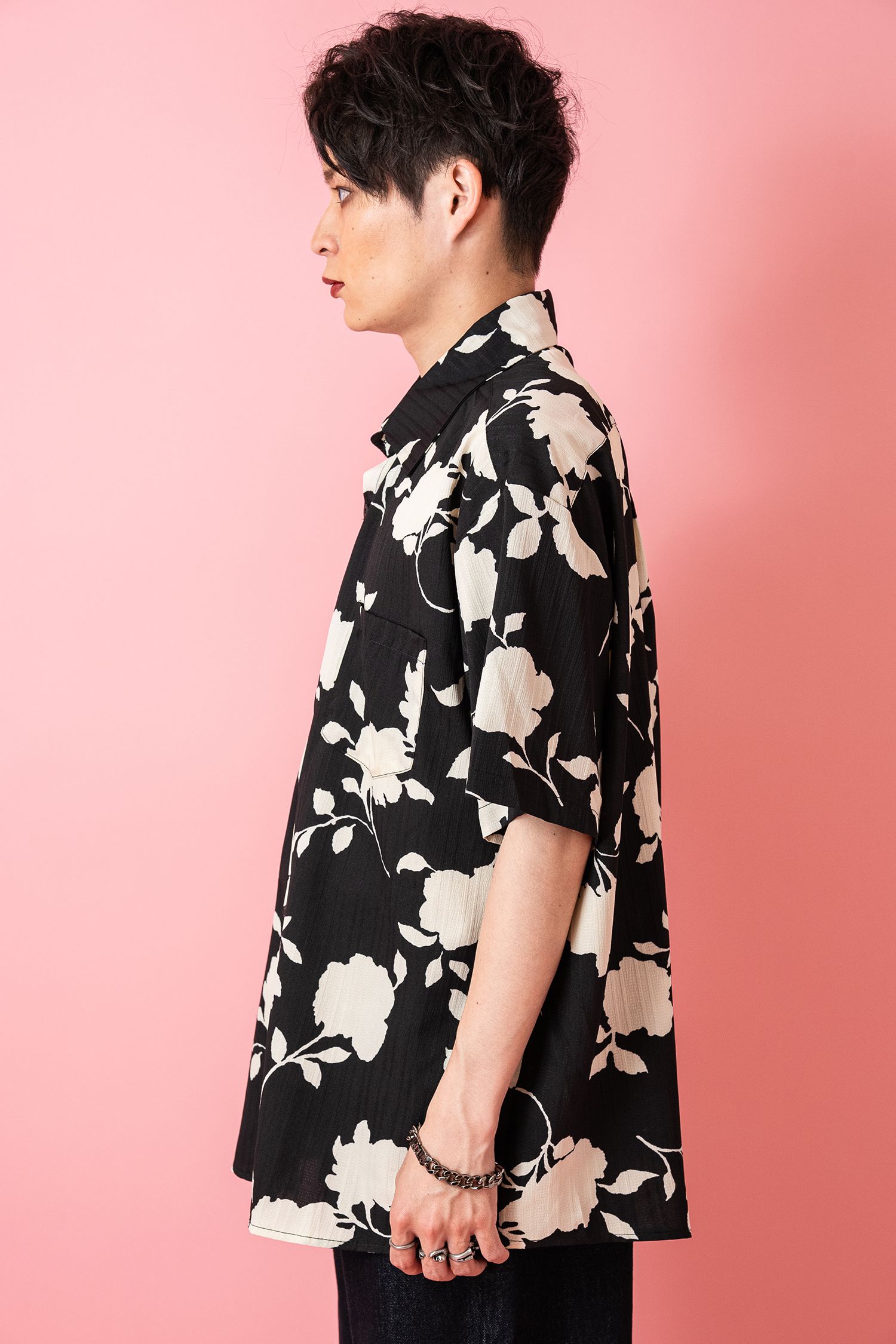 フラワーシルエット＆ストライプ半袖シャツ / 花柄 ブラウス ankoROCK