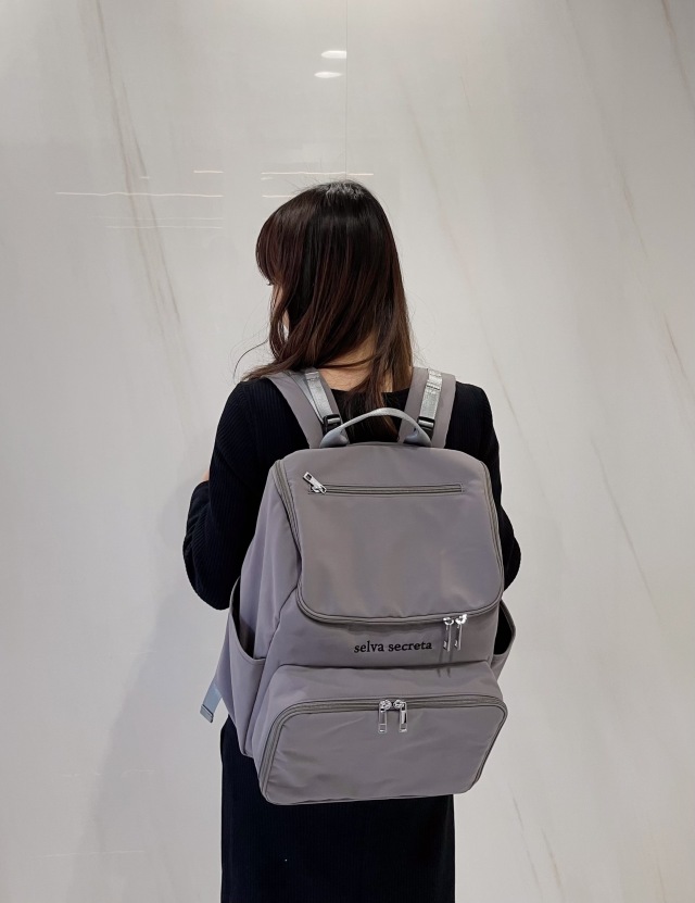 selva secreta】bucket RUCKSACK(gray)