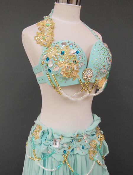 ベリーダンス衣装】大人気！ミントグリーンの衣装！フリルが可愛らしく