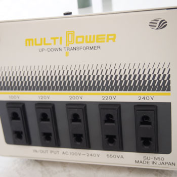 SU-550｜ほぼ世界中の電圧に対応したマルチトランス 寝室や書斎に最適