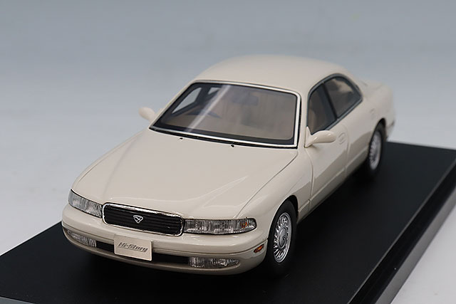 ハイストーリー 1/43 マツダ デミオ GL 1996 シャストホワイト