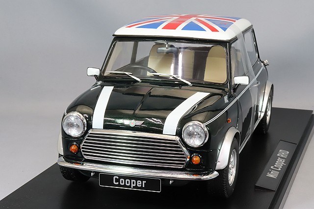 KKスケール 1/12 ミニ クーパー サンルーフ レッド/ホワイト 右ハンドル