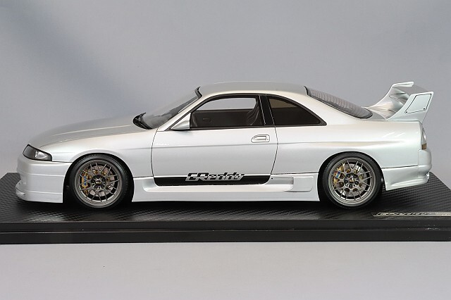 イグニッションモデル 1/18 GReddy GT-R (BCNR33) シルバー