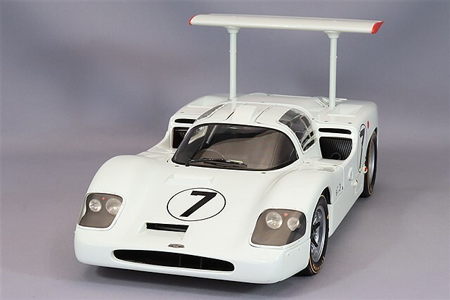 EXOTO 1/18 シャパラル 2F 1967 ルマン24H #7 P.ヒル/M.スペンス 【再