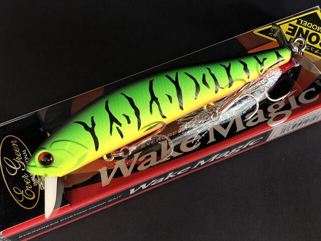 エバーグリーン（EVERGREEN） ウェイクマジック 105mm/15g 【シーバス