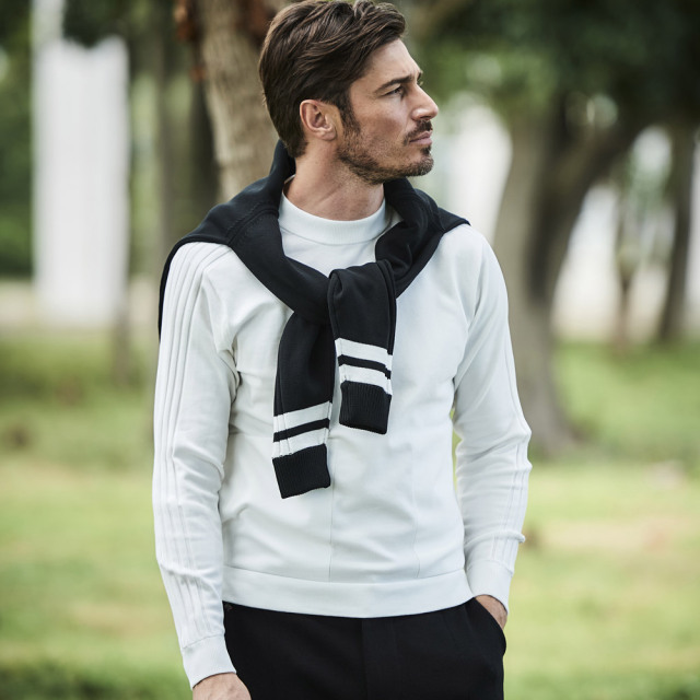 会員様限定SALE]【弾くニット】超撥水 ハイスペック機能 クルーネック