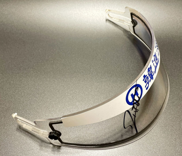J.ビルニューブ 実使用 直筆サイン入本人用ヘルメットバイザー2点