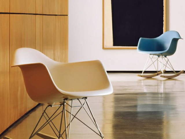 国内在庫】イームズプラスチックシェル アームチェア ロッカーベース