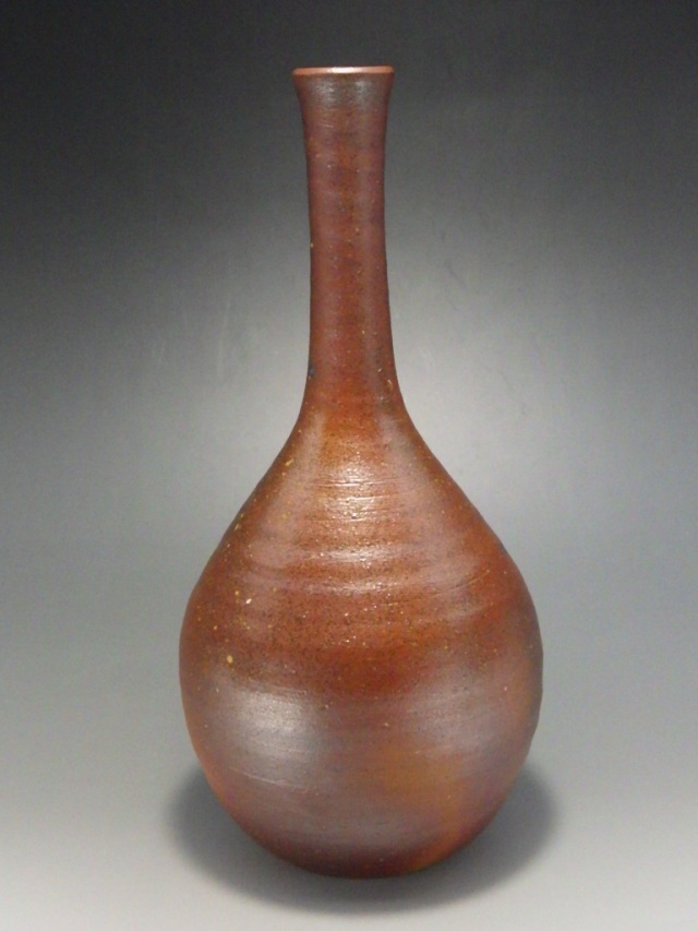 本山和泉（備前焼黄ゴマ鶴首一輪花入）