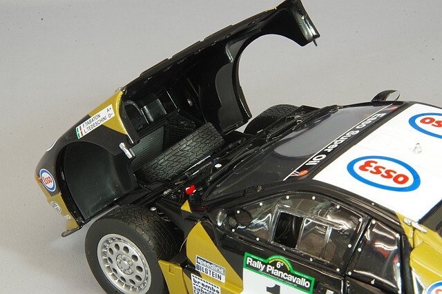 京商 1/18 ランチア 037 ラリー 1984 ピアンカヴァッロ ラリー #1 F