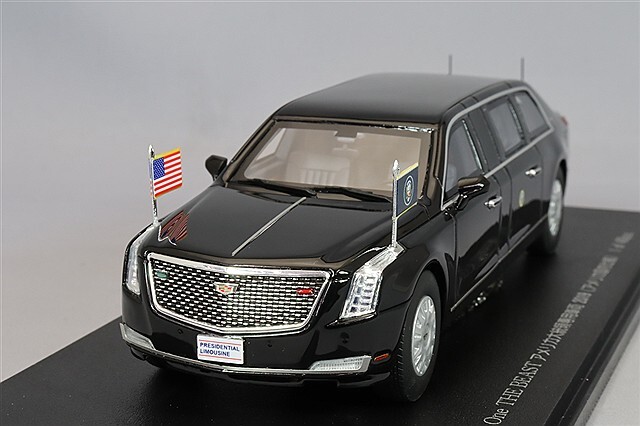 京商 x RAI'S 1/43 キャデラック ワン 