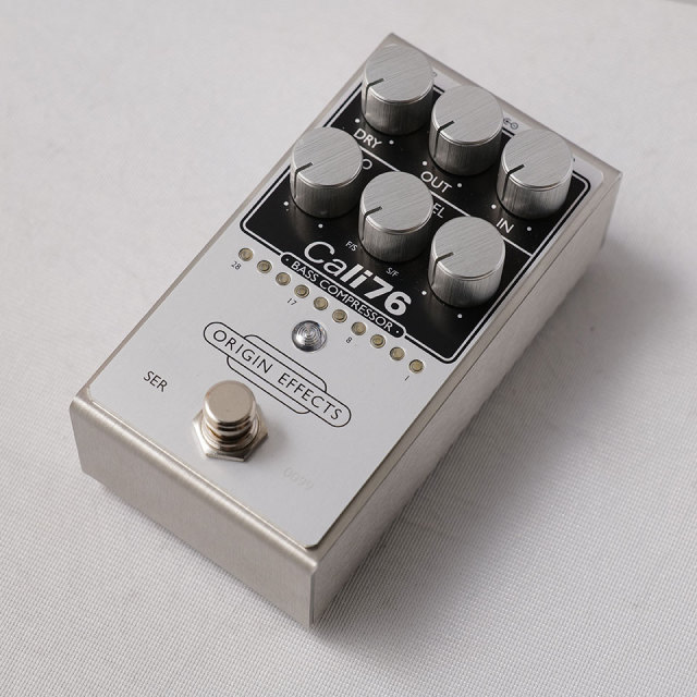 ORIGIN EFFECTS/Cali76 Bass Compressor【送料無料】【在庫あり】
