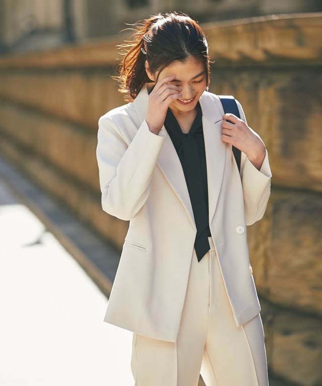 ベルト付きダブルジャケット＆スラックスパンツスーツセット【品番