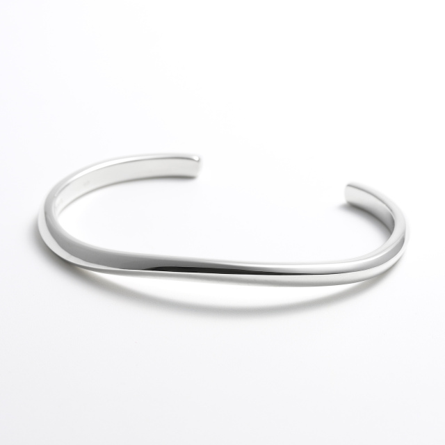 SYMPATHY OF SOUL （シンパシーオブソウル） Expression Bangle