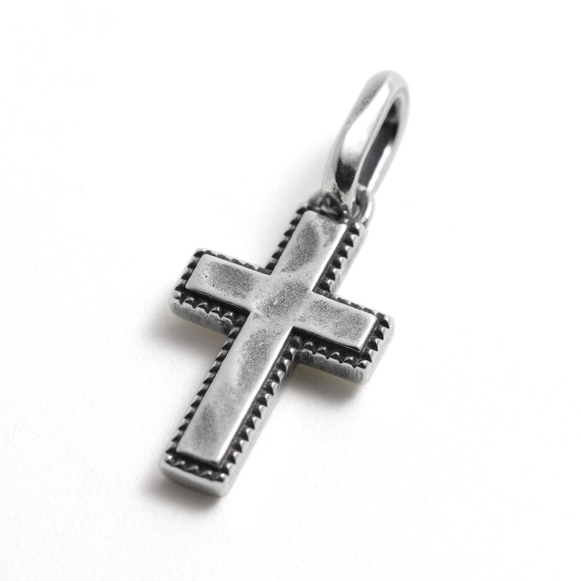 SYMPATHY OF SOUL（シンパシーオブソウル） Edge Cross Pendant