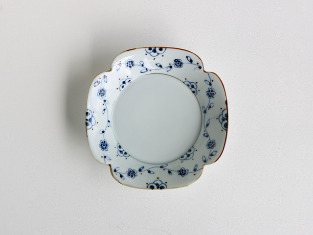 蔓花唐草 hana花型プレート 皿 伊万里焼 産直！有田焼 波佐見焼