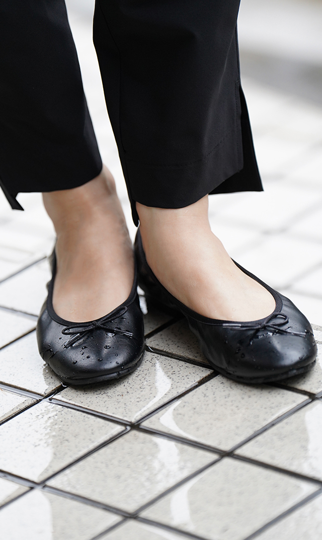 歩きやすさを追求したママのためのバレエシューズ
