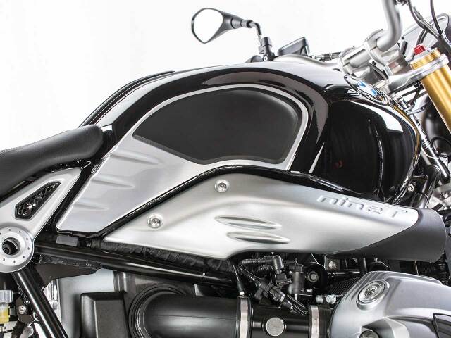 ワンダーリッヒ タンクパットキット BMW RnineT