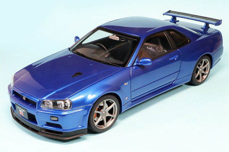 オートアート 1/18 ニッサン スカイライン GT-R R34 VスペックII