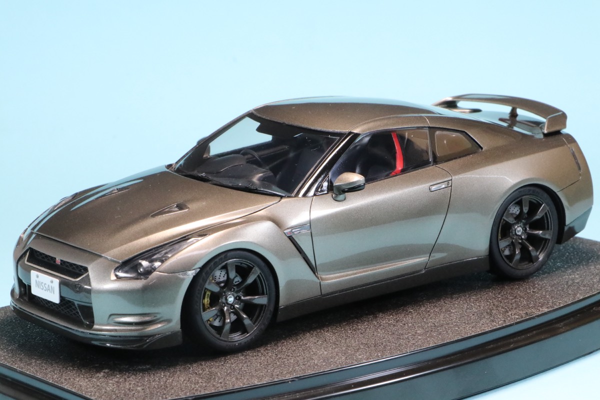 個人製作完成品 委託販売品 1/24 ニッサン GT-R R35 エンジン再現