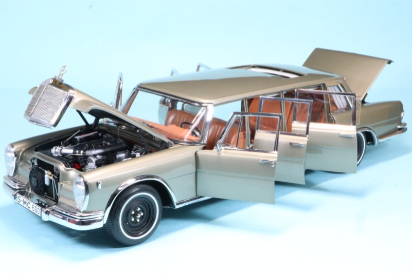 CMC 1/18 メルセデス ベンツ 600 プルマン (W100) 6ドア サンルーフ付