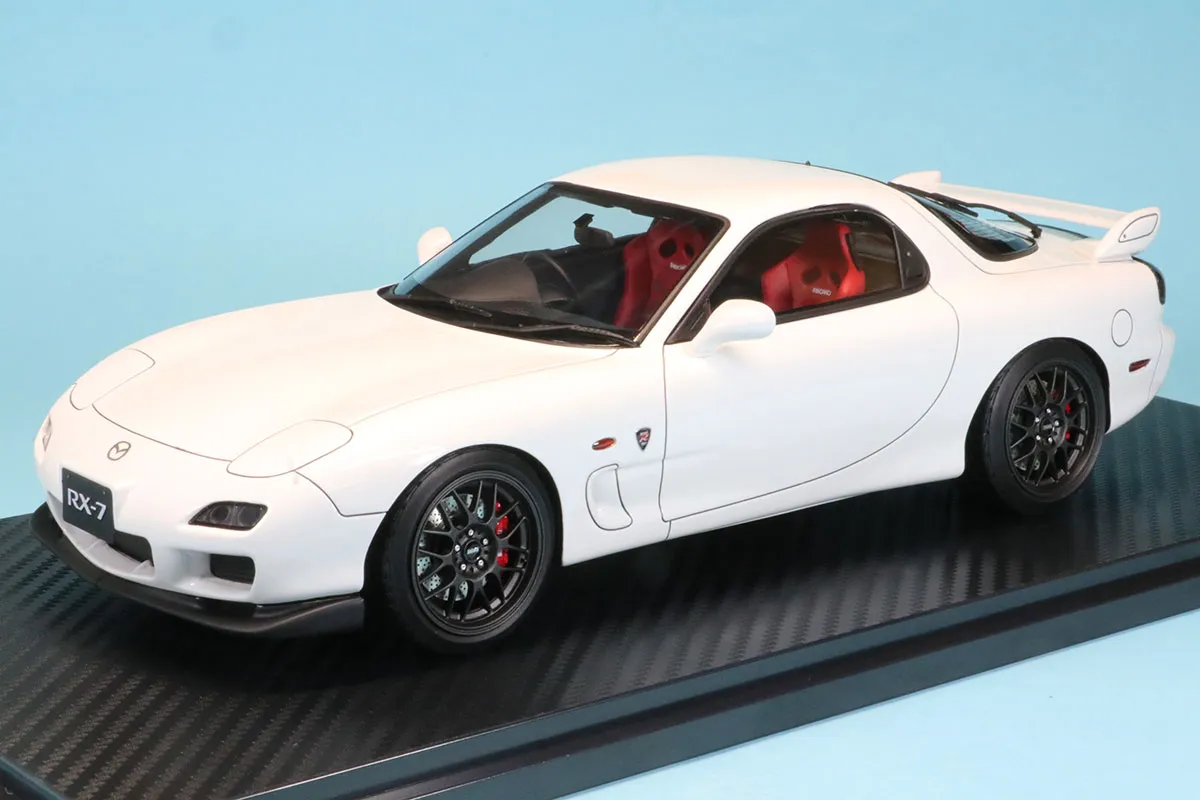 イグニッションモデル 1/18 マツダ RX-7 FD3S スピリットR タイプA