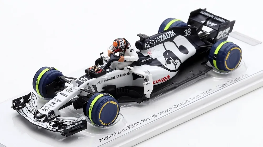 海外ショップ特注スパーク 1/43 アルファタウリ AT01 イモラサーキット