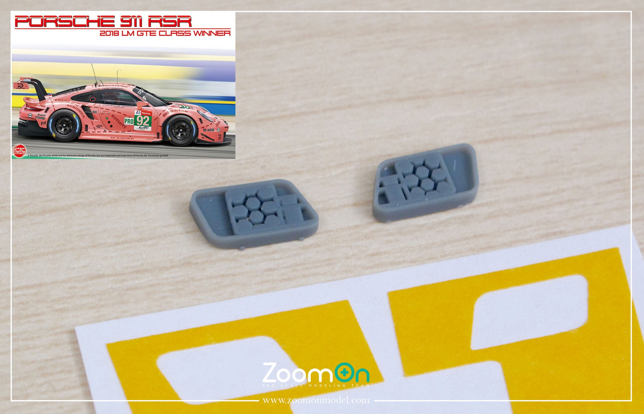 ZoomOn 1/24 ポルシェ 911 RSR フォグライトセット Z179 ミニカー