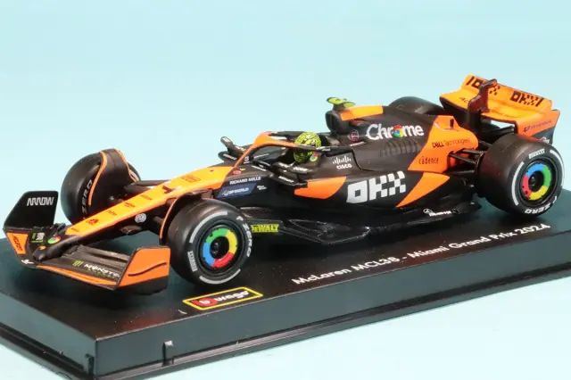 スパーク 1/43 マクラーレン MCL38 マイアミGP 2024 L.ノリス F1初優勝