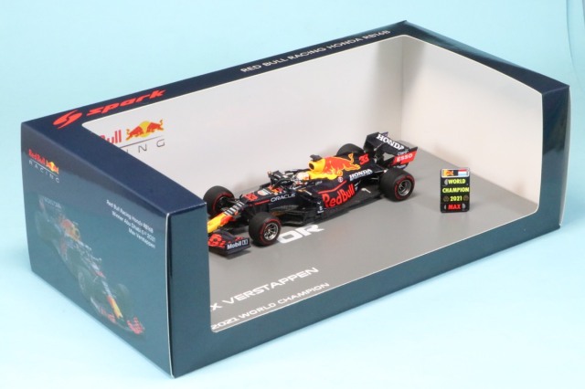 スパーク 1/43 レッドブル RB16B アブダビGP 2021 M.フェルスタッペン