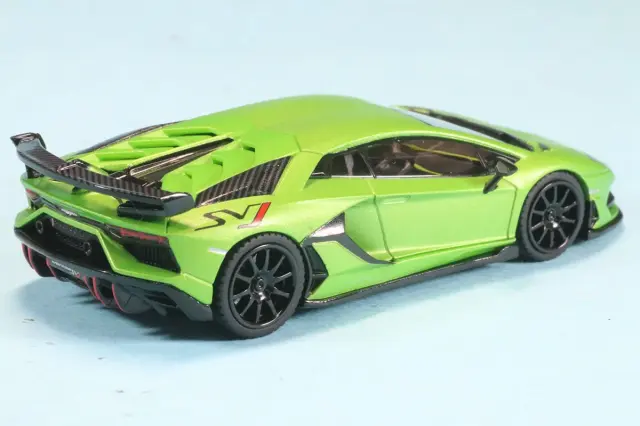 HUNG HING TOYS 1/64 ランボルギーニ アヴェンタドール SVJ グリーン